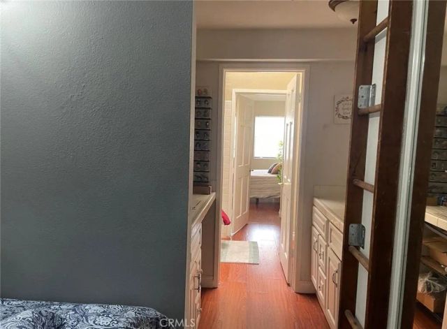 404 Brighton Springs, Costa Mesa, CA 92627