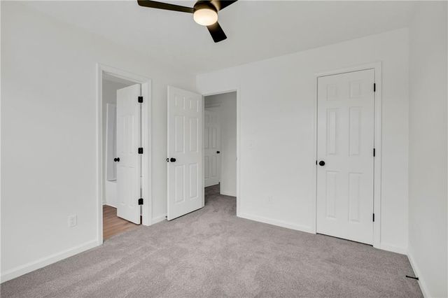 136 Calico Loop, Grantville, GA 30220