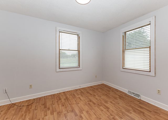 803 12th Street, Rapids City, IL 61278