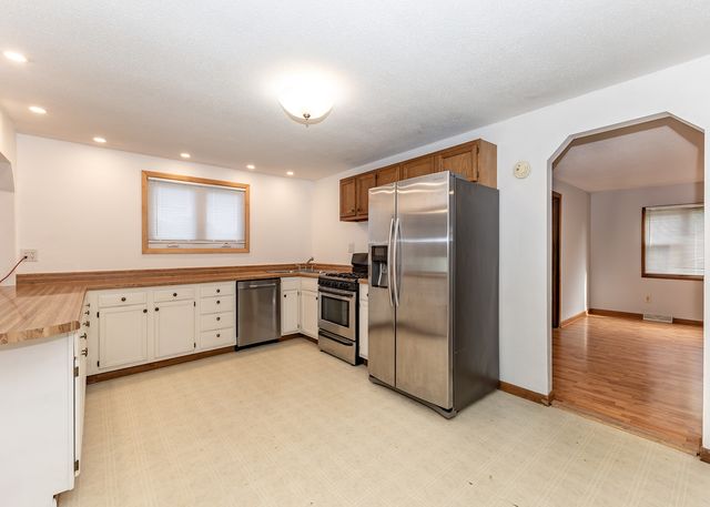 803 12th Street, Rapids City, IL 61278