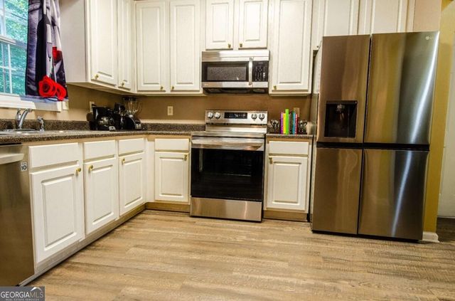 41 Chipping Court, Riverdale, GA 30274