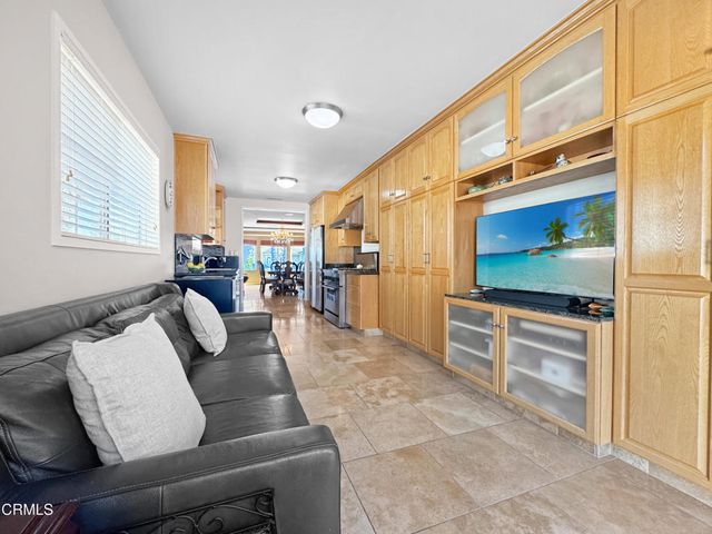 2333 Teasley Street, La Crescenta, CA 91214