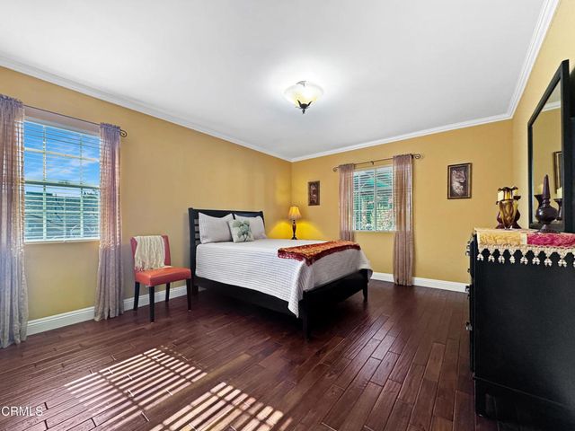 2333 Teasley Street, La Crescenta, CA 91214