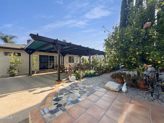 2333 Teasley Street, La Crescenta, CA 91214