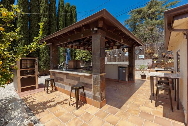 2333 Teasley Street, La Crescenta, CA 91214