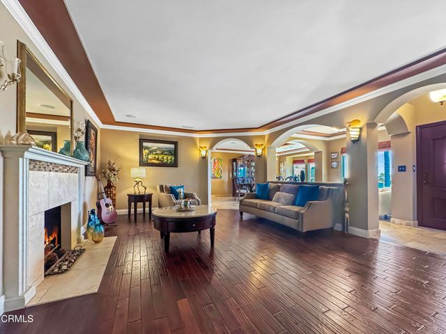 2333 Teasley Street, La Crescenta, CA 91214