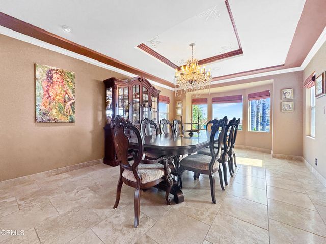 2333 Teasley Street, La Crescenta, CA 91214