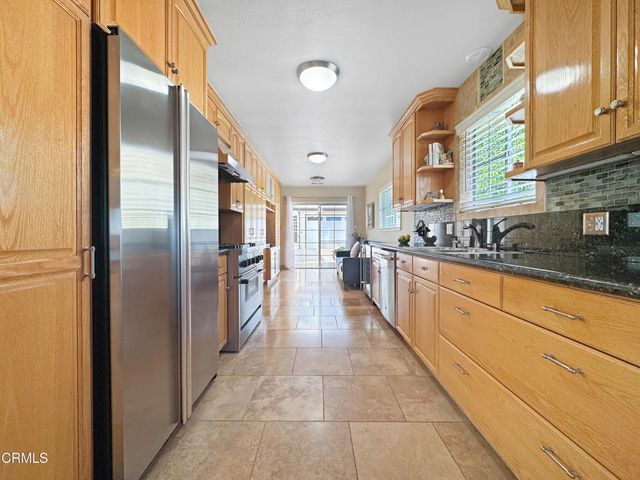 2333 Teasley Street, La Crescenta, CA 91214