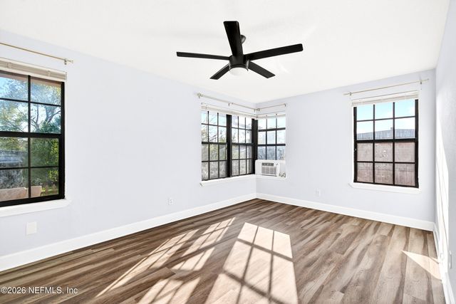 666 EDGEWOOD Avenue W, Jacksonville, FL 32208