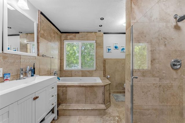 13891 SW 39th Ter, Miami, FL 33175