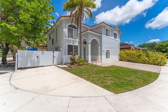 13891 SW 39th Ter, Miami, FL 33175