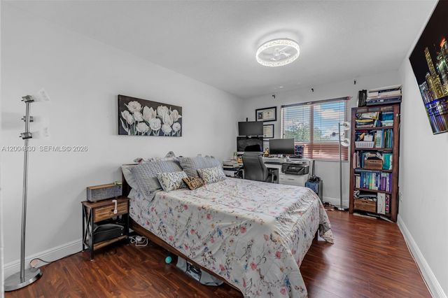 13891 SW 39th Ter, Miami, FL 33175