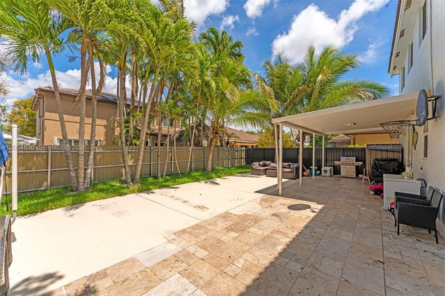 13891 SW 39th Ter, Miami, FL 33175