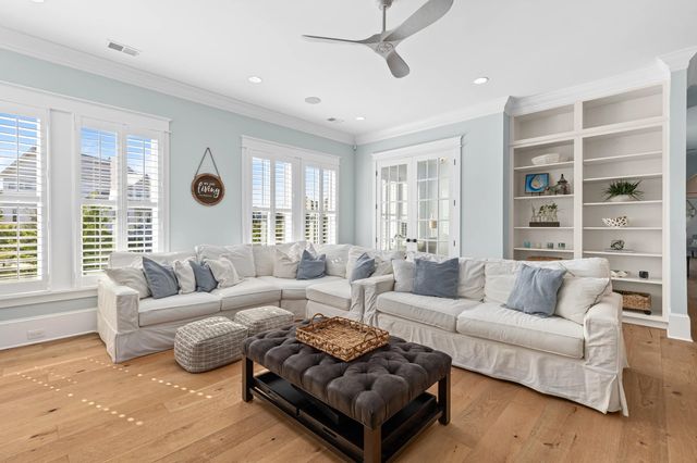206 Foundry Street, Daniel Island, SC 29492