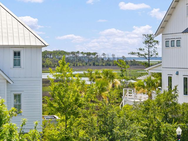 206 Foundry Street, Daniel Island, SC 29492