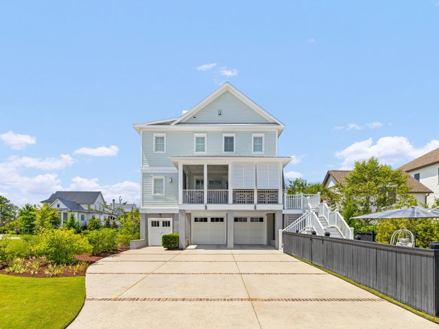 206 Foundry Street, Daniel Island, SC 29492