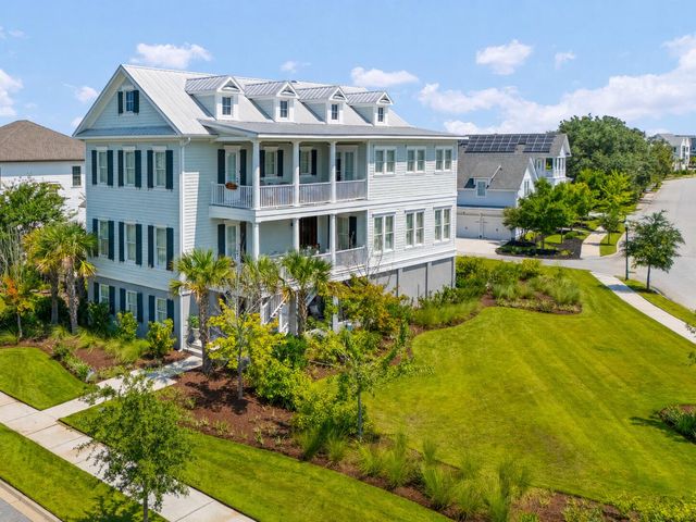 206 Foundry Street, Daniel Island, SC 29492