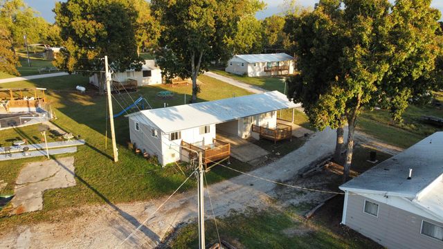 26304 County Road 322, Pittsburg, MO 65724