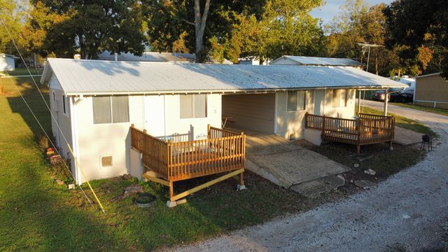 26304 County Road 322, Pittsburg, MO 65724