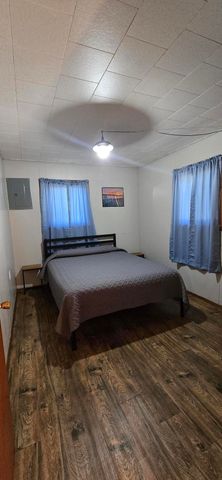 26304 County Road 322, Pittsburg, MO 65724