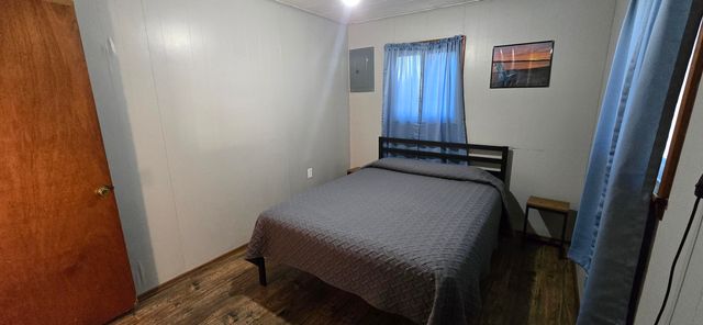 26304 County Road 322, Pittsburg, MO 65724