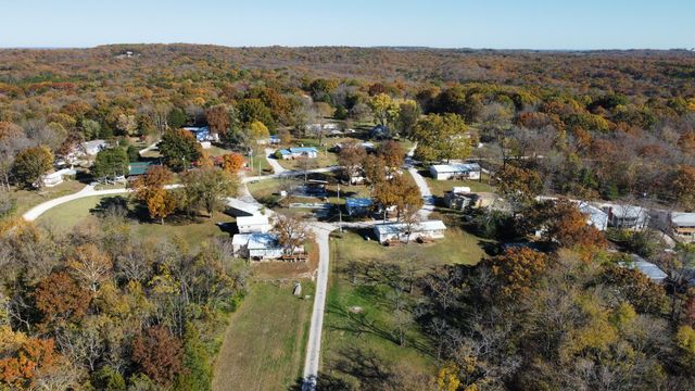 26304 County Road 322, Pittsburg, MO 65724