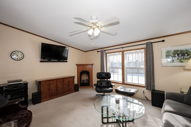 29 Magnolia Lane, Belmont, NH 03220