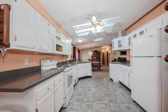 29 Magnolia Lane, Belmont, NH 03220