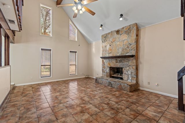 17 Brock Rd., Hattiesburg, MS 39401