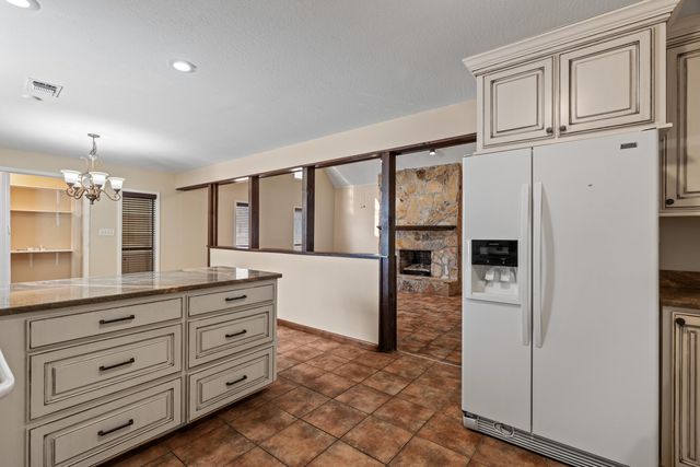 17 Brock Rd., Hattiesburg, MS 39401