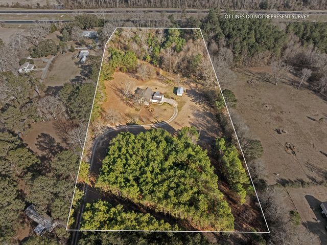 17 Brock Rd., Hattiesburg, MS 39401