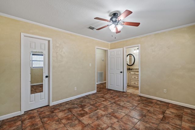 17 Brock Rd., Hattiesburg, MS 39401