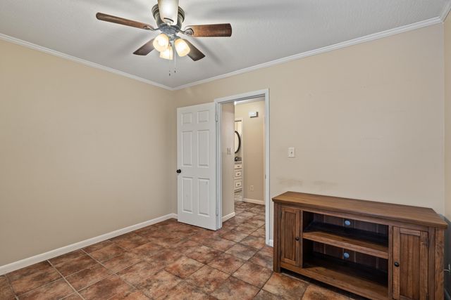 17 Brock Rd., Hattiesburg, MS 39401