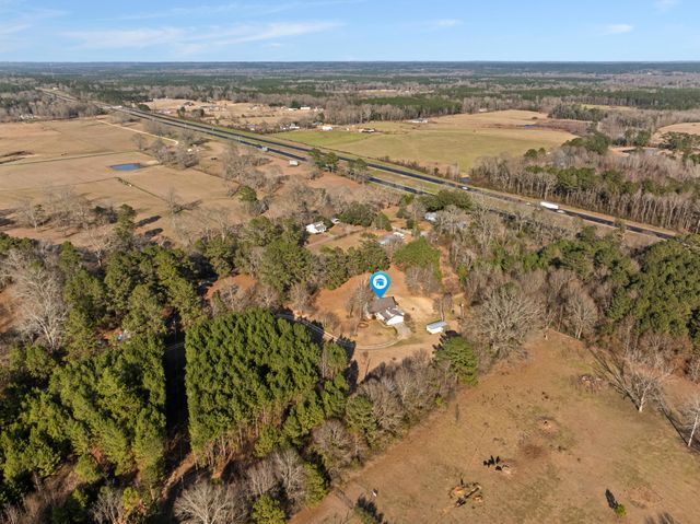 17 Brock Rd., Hattiesburg, MS 39401