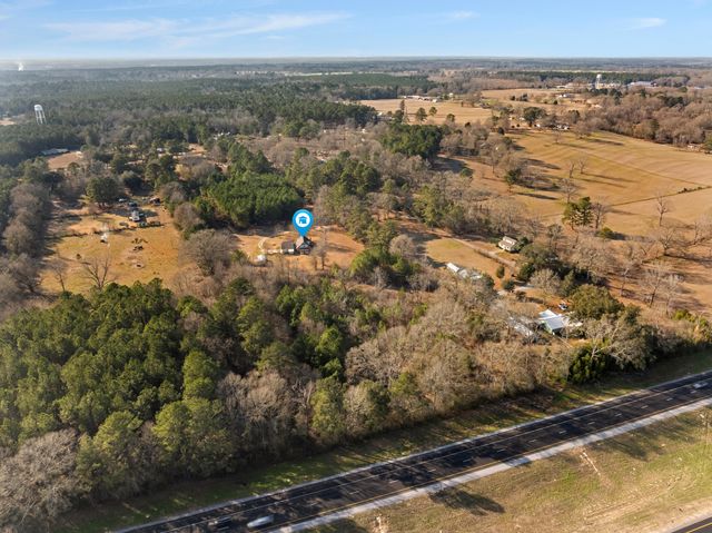 17 Brock Rd., Hattiesburg, MS 39401