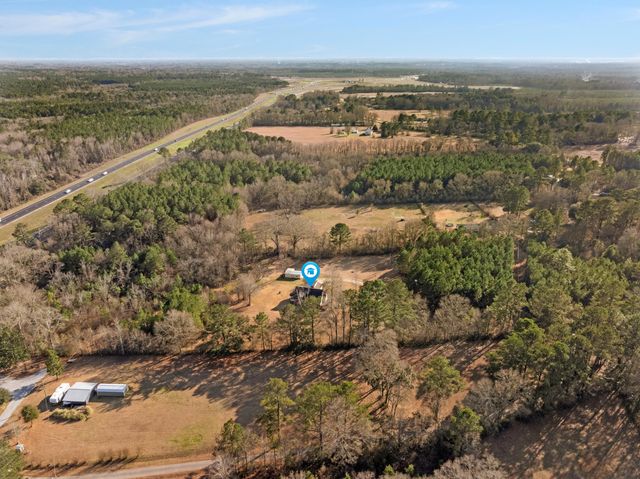 17 Brock Rd., Hattiesburg, MS 39401