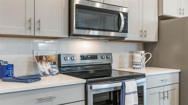 3060 GREY MOSS DRIVE, St Cloud, FL 34773