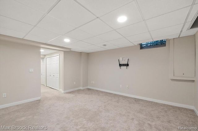 16026 Lauderdale Avenue, Beverly Hills, MI 48025