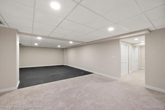 16026 Lauderdale Avenue, Beverly Hills, MI 48025