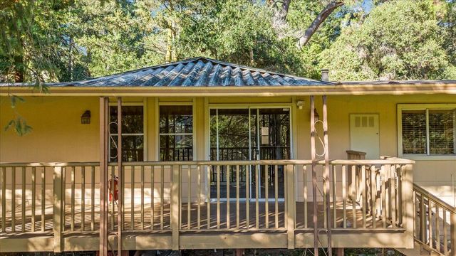 17595 Pond Derosa 24, Prunedale, CA 93907