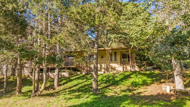 17595 Pond Derosa 24, Prunedale, CA 93907