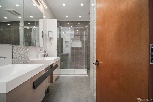 795 La Playa Street 3, San Francisco, CA 94121