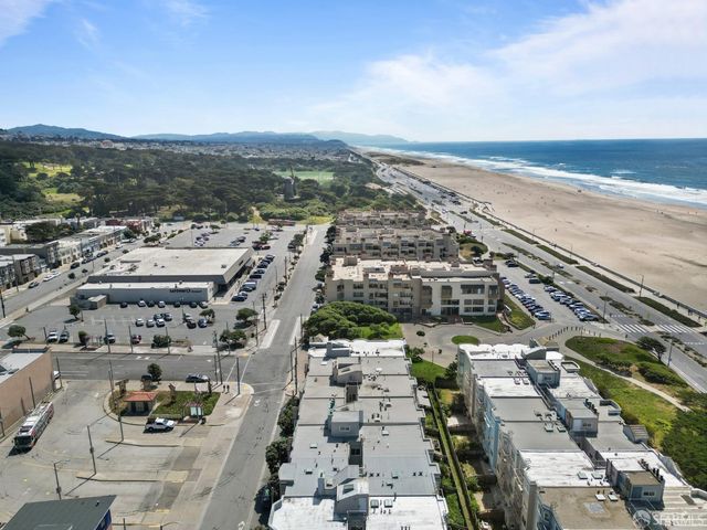 795 La Playa Street 3, San Francisco, CA 94121