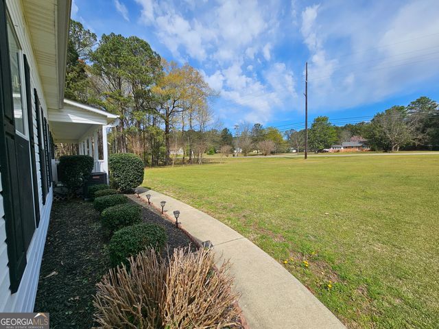 17 Goodwyn Road, Newnan, GA 30265