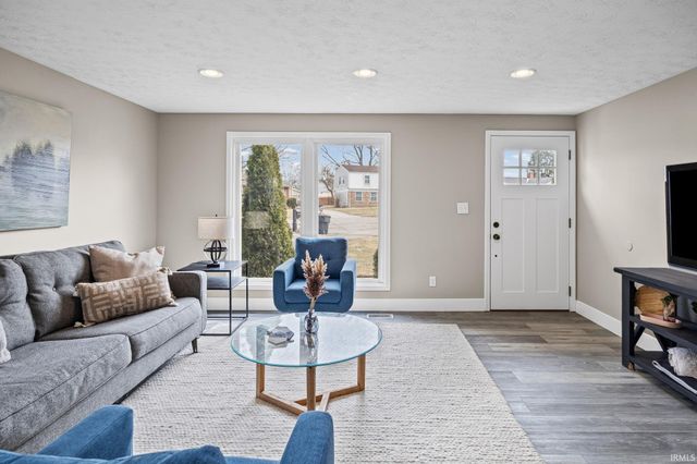 30 SIERRA Court, Lafayette, IN 47905