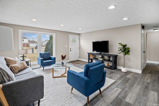 30 SIERRA Court, Lafayette, IN 47905