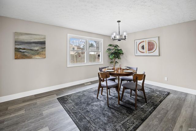 30 SIERRA Court, Lafayette, IN 47905