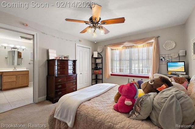 36576 Lauren Street, New Baltimore, MI 48047