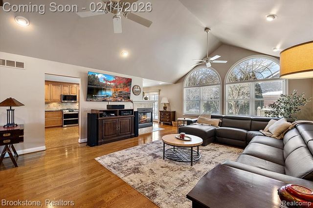 36576 Lauren Street, New Baltimore, MI 48047