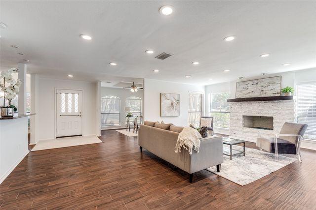 4045 Morman Lane, Addison, TX 75001